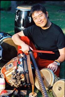 谷峰个人资料及照片,才华横溢的青年才俊，风采照人的时代先锋